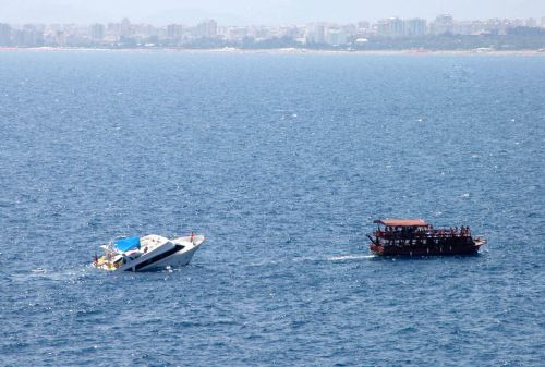 Lüks yat böyle barttı 7