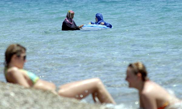 Yurdum insanı plajda 33