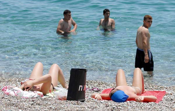 Yurdum insanı plajda 35