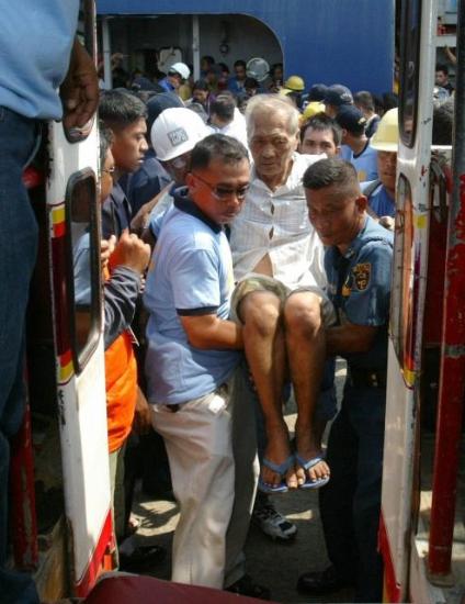 "Superferry 9" yolcu gemisinin batışı 6