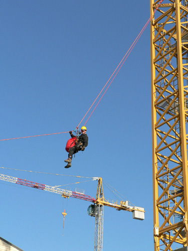 Onların İşi Tehlike 24