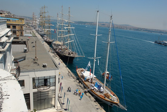 Boylu Soylu yelkenler İstanbul'da 11