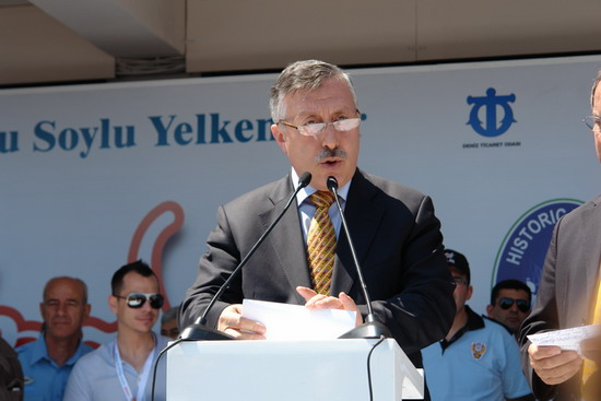 Boylu Soylu yelkenler İstanbul'da 16