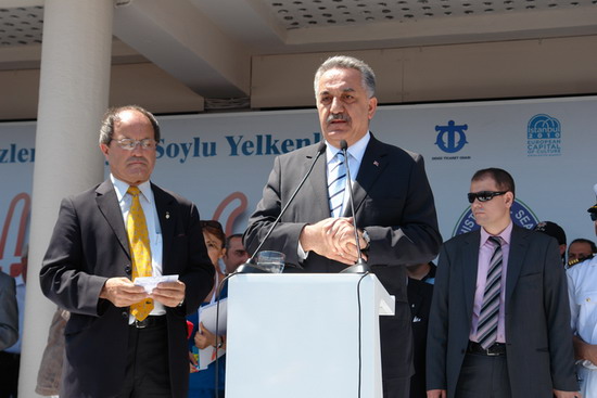 Boylu Soylu yelkenler İstanbul'da 17