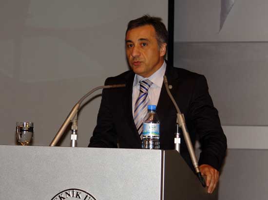 Gemi İnşaatı ve Deniz Bilimleri Fakültesi Mezuniyet Töreni 11