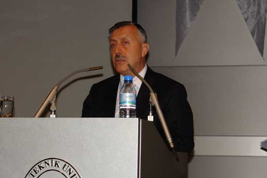 Gemi İnşaatı ve Deniz Bilimleri Fakültesi Mezuniyet Töreni 15