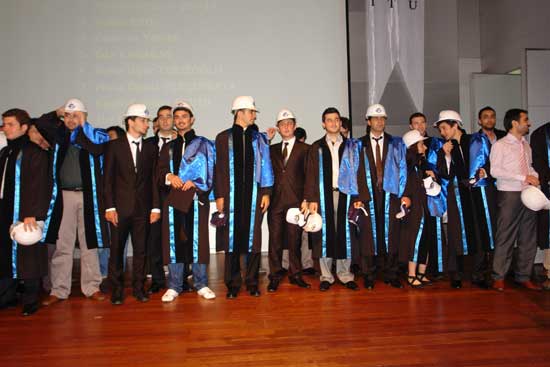 Gemi İnşaatı ve Deniz Bilimleri Fakültesi Mezuniyet Töreni 34