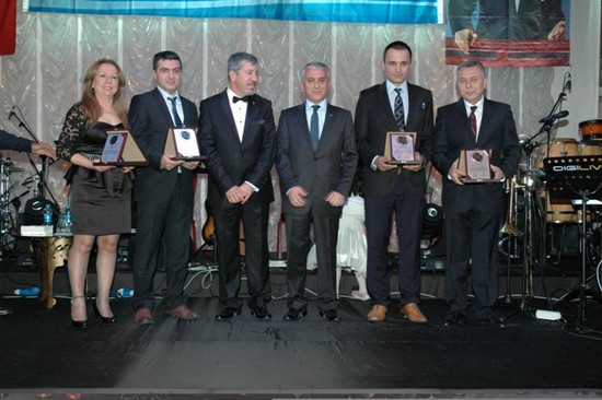 18. Geleneksel Dayanışma Gecesinden Kareler... 16