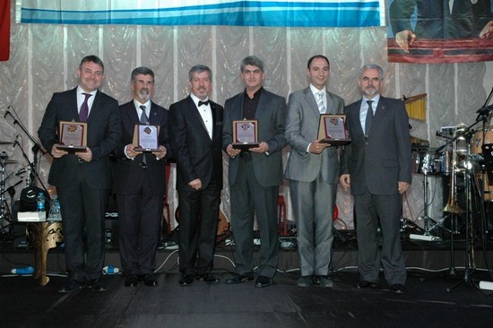 18. Geleneksel Dayanışma Gecesinden Kareler... 17