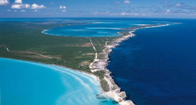Okyanusu 3 renge ayıran Eleuthera adası 1