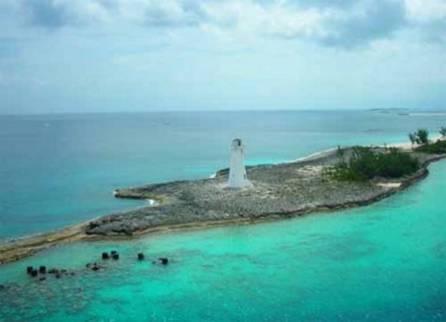 Okyanusu 3 renge ayıran Eleuthera adası 7