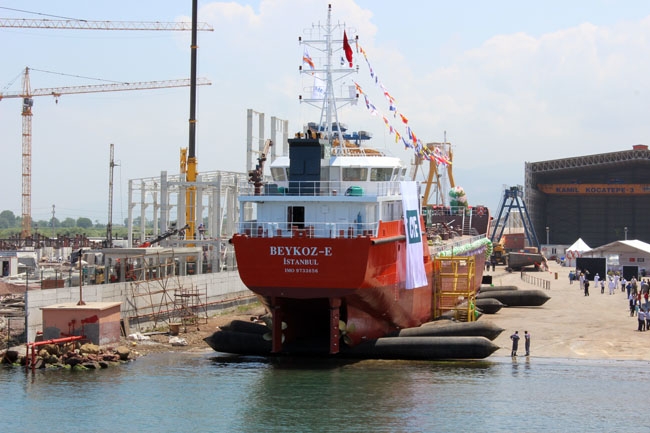 "M/T BEYKOZ-E" denize indirildi 2