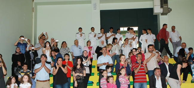 KTÜ 15. Dönem Mezuniyet Sevinci 1