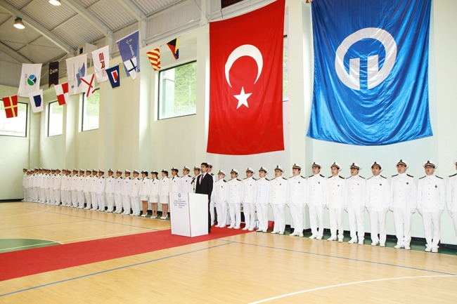 KTÜ 15. Dönem Mezuniyet Sevinci 3