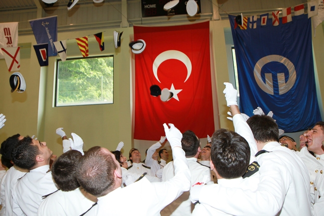 KTÜ 15. Dönem Mezuniyet Sevinci 4