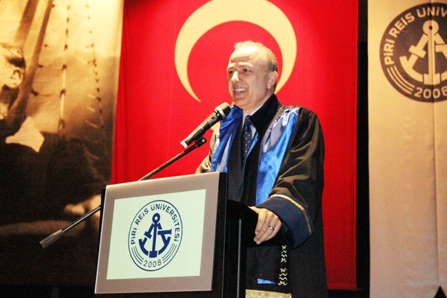 PRÜ, ilk mezunlarını dünya denizlerine armağan etti 12