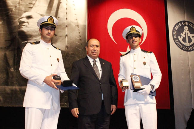 PRÜ, ilk mezunlarını dünya denizlerine armağan etti 29