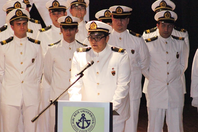 PRÜ, ilk mezunlarını dünya denizlerine armağan etti 39