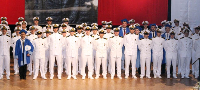 PRÜ, ilk mezunlarını dünya denizlerine armağan etti 41