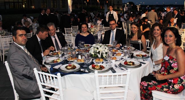 Sektör, Gemi Brokerleri Derneği yemeğinde buluştu 9