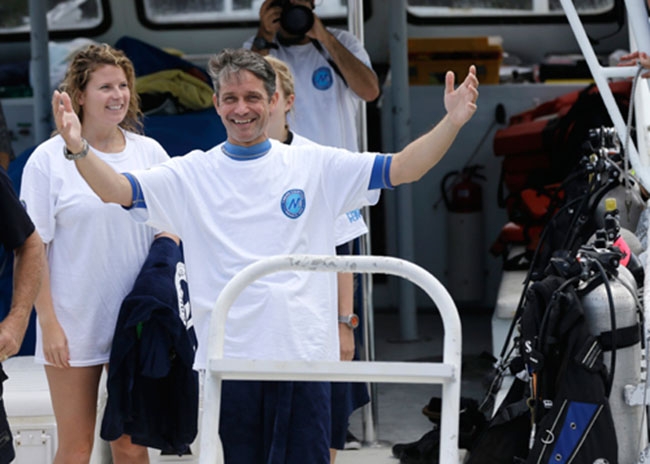 Su altında 31 gün 8