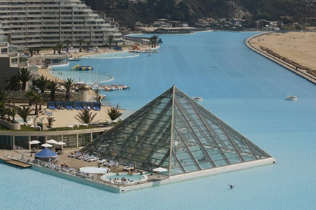 Dünyanın en büyük havuzu 6