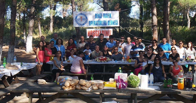 Deniz Trafik Operatörleri Derneği'nden yaza veda pikniği 1