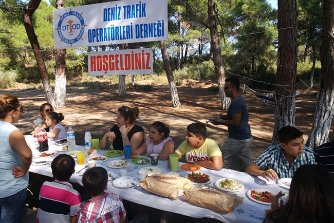 Deniz Trafik Operatörleri Derneği'nden yaza veda pikniği 13