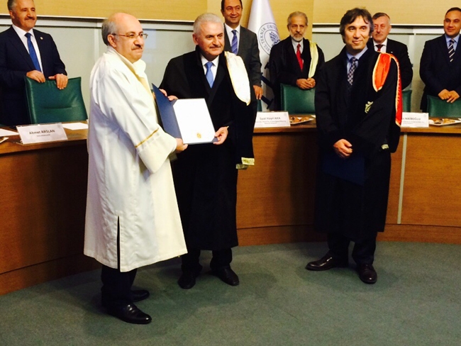 İTÜ'den Binali Yıldırım'a fahri doktora 1