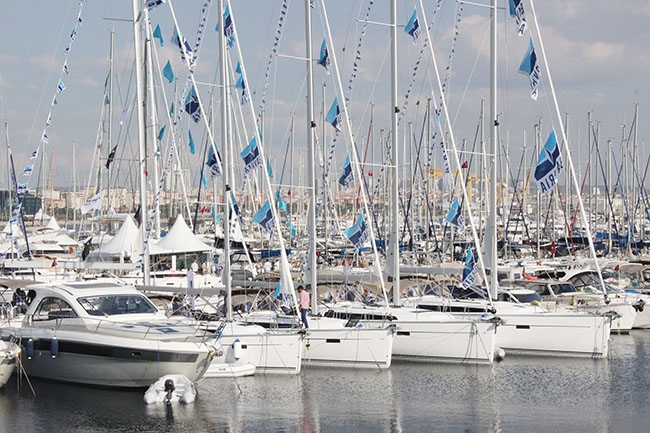İstanbul Boatshow hız kesmeden devam ediyor 1