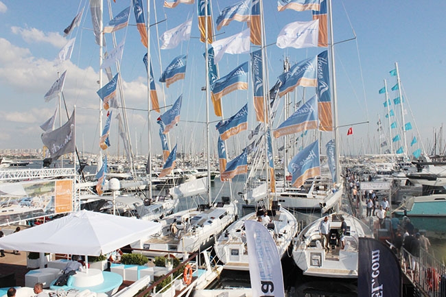 İstanbul Boatshow hız kesmeden devam ediyor 4
