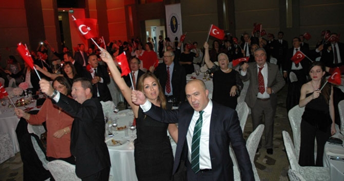 Cumhuriyetin 91. yılı DEFAMED önderliğinde kutlandı 9