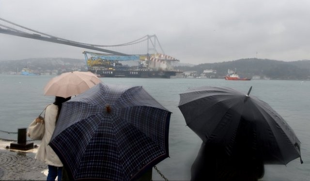 117 bin 812 grostonluk dev Boğaz'ı böyle geçti 4