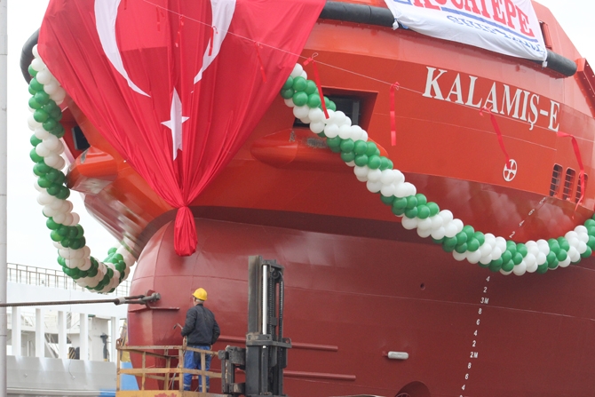 M/T Kalamış-E denize indirildi 9