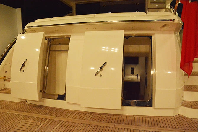 21 milyonluk tekne Princess 88 12