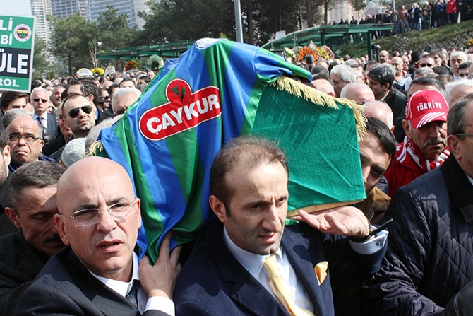 Şadan Kalkavan'ı sonsuzluğa uğurladık 17