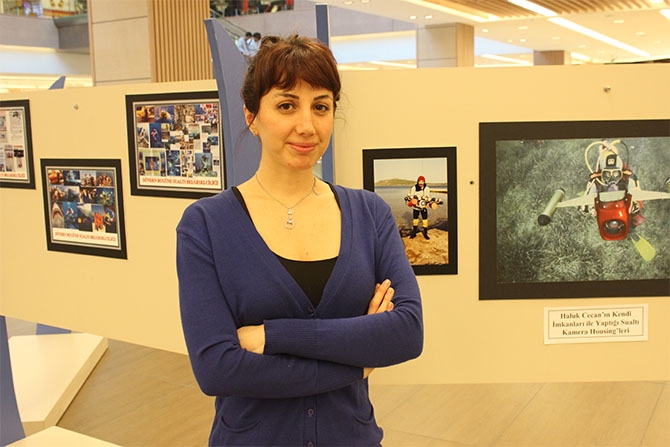 Haluk Cecan'ın anısına "Mavi Dünya" sergisi 2