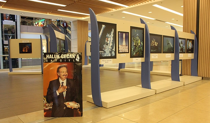 Haluk Cecan'ın anısına "Mavi Dünya" sergisi 9
