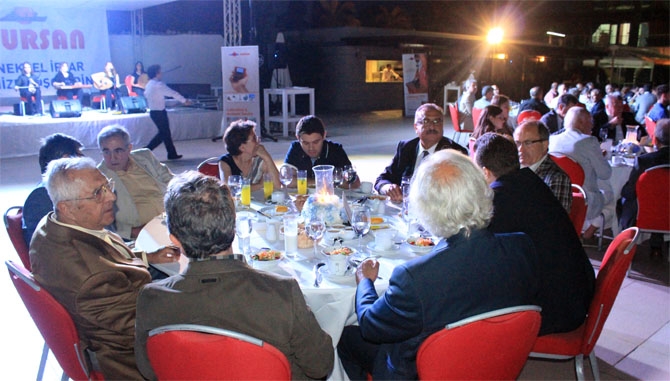 Onursan'dan geleneksel iftar yemeği 4