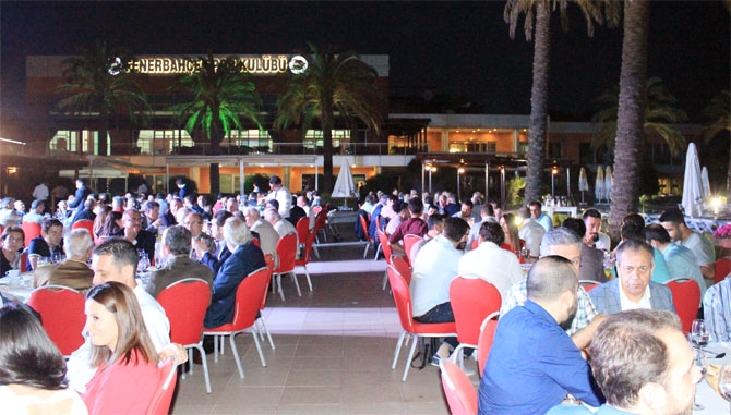 Onursan'dan geleneksel iftar yemeği 5