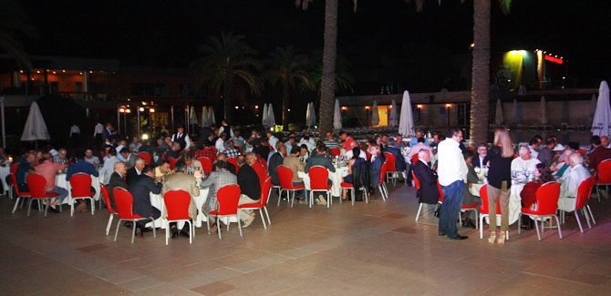 Onursan'dan geleneksel iftar yemeği 8