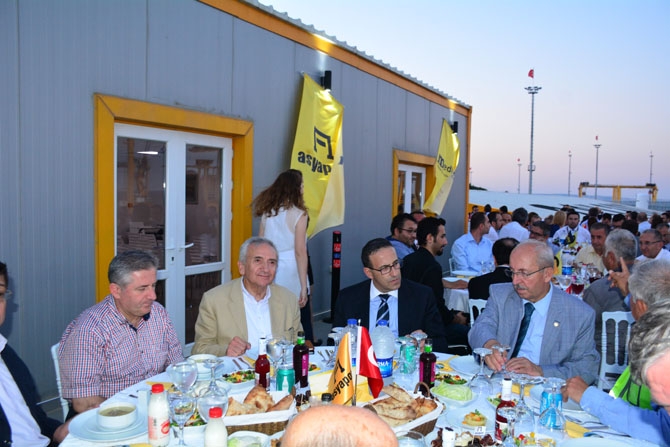 Asyaport'a ilk gemi yanaştı 48