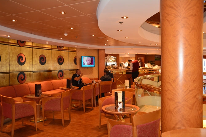 Rönesans programı kapsamında büyütülen MSC Opera İstanbul’a demir attı 9