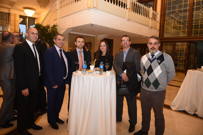 Türkiye'nin en büyük askeri gemisi için imzalar atıldı 21