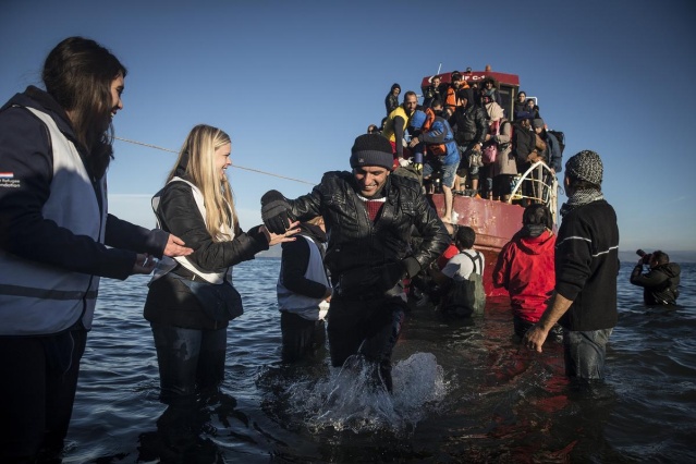 Karaya ulaşan sığınmacıların mutlu sonu 23