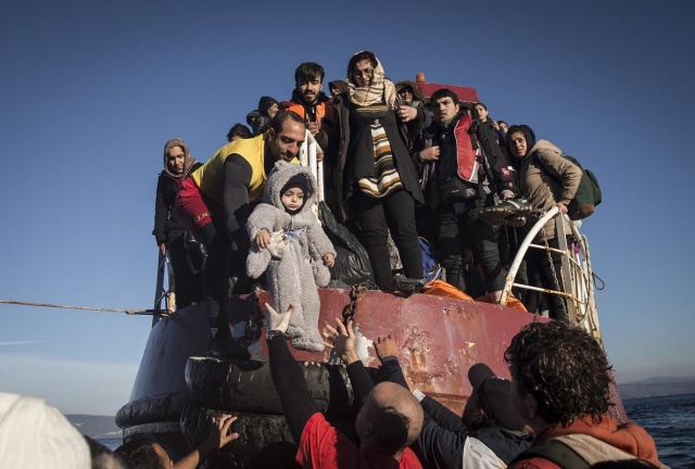 Karaya ulaşan sığınmacıların mutlu sonu 26
