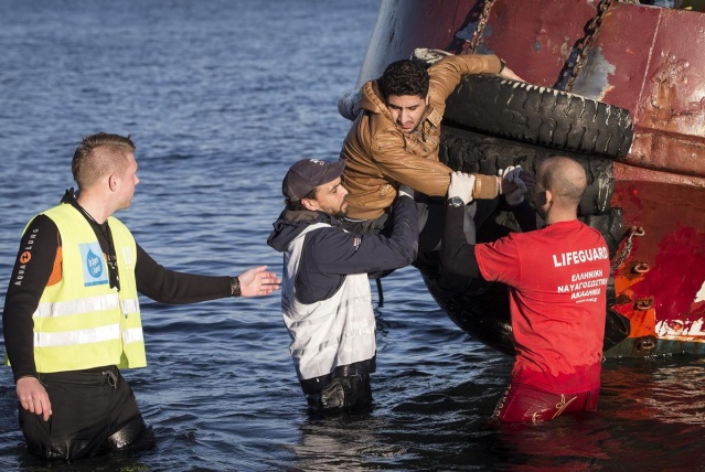 Karaya ulaşan sığınmacıların mutlu sonu 5