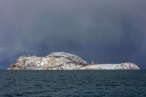 Akdamar Adası'nın güzelliği büyülüyor 3