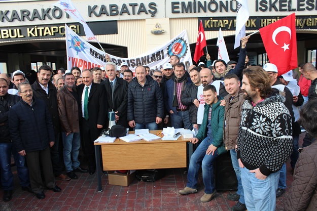 Türkiye Denizciler Sendikası basın açıklaması 16