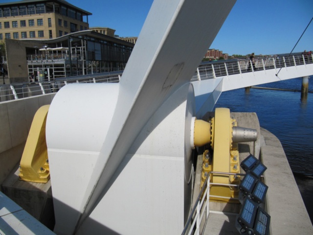 Mühendislik harikası köprü 5